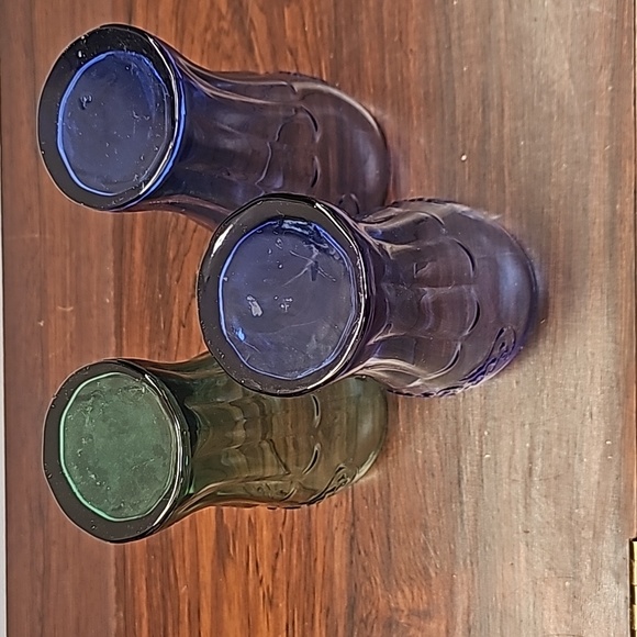 3 colored Coca Cola coke glasses 2 blue 1 green raised logo - Picture 6 of 9